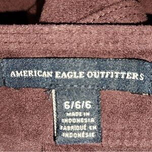American Eagle Outfitters Maroon Button-Up Mini Scalloped Hem Skirt
